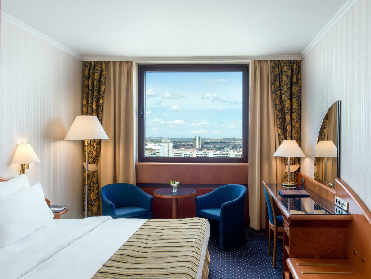 Panorama Hotel Prag Exteriör bild